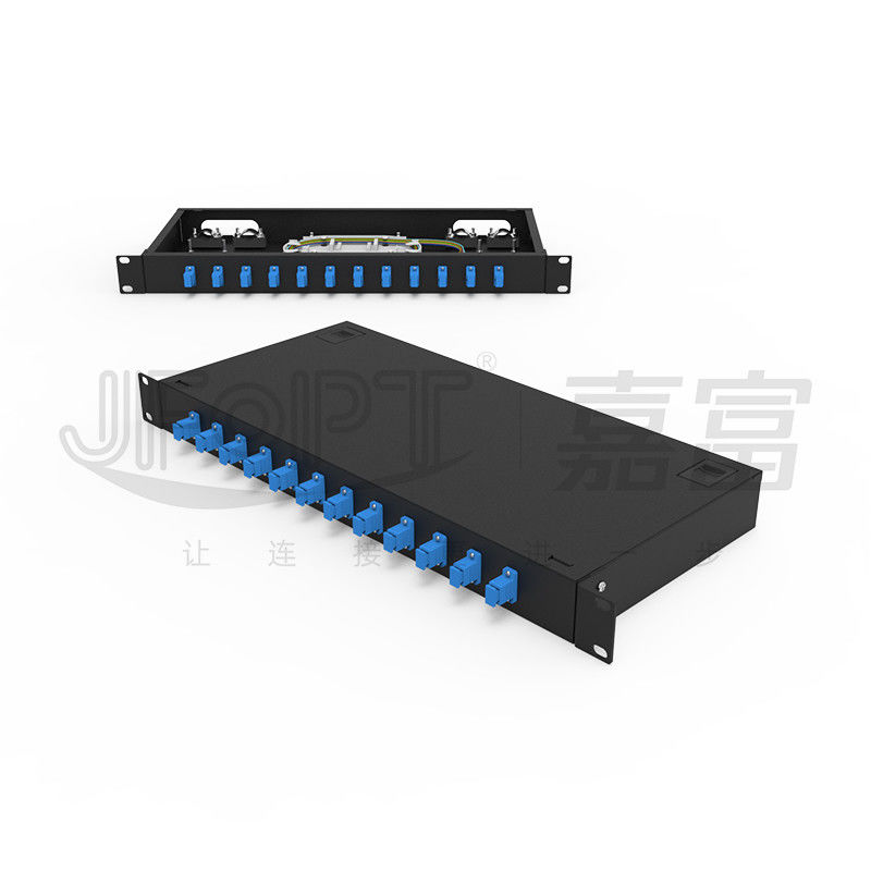 Πίνακας επένδυσης ινών LC/SC/FC/ST Rack Mount Fiber Patch Panel 12/24core με 19 ιντσών Size Door Button Opening