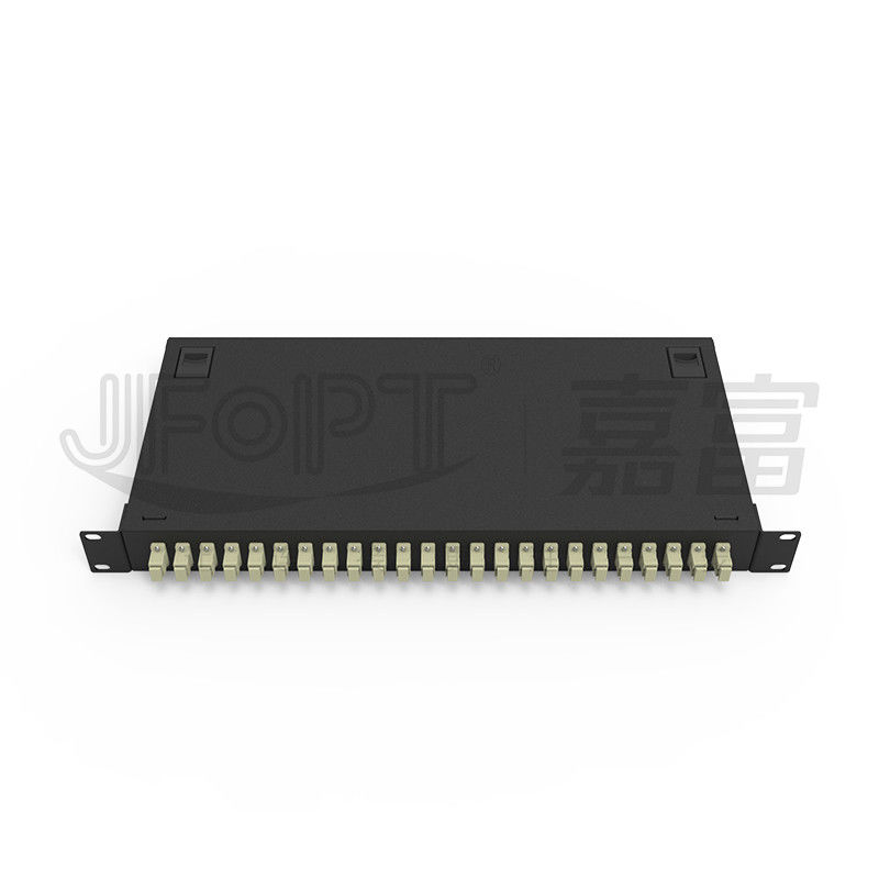 Πίνακας επένδυσης ινών LC/SC/FC/ST Rack Mount Fiber Patch Panel 12/24core με 19 ιντσών Size Door Button Opening